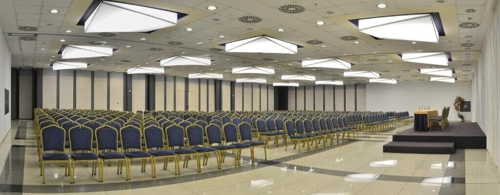 Olympik Tristar 3* суреті