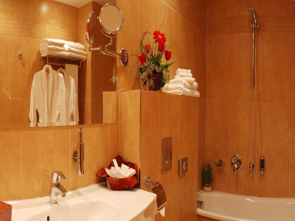 Sonata 4* суреті