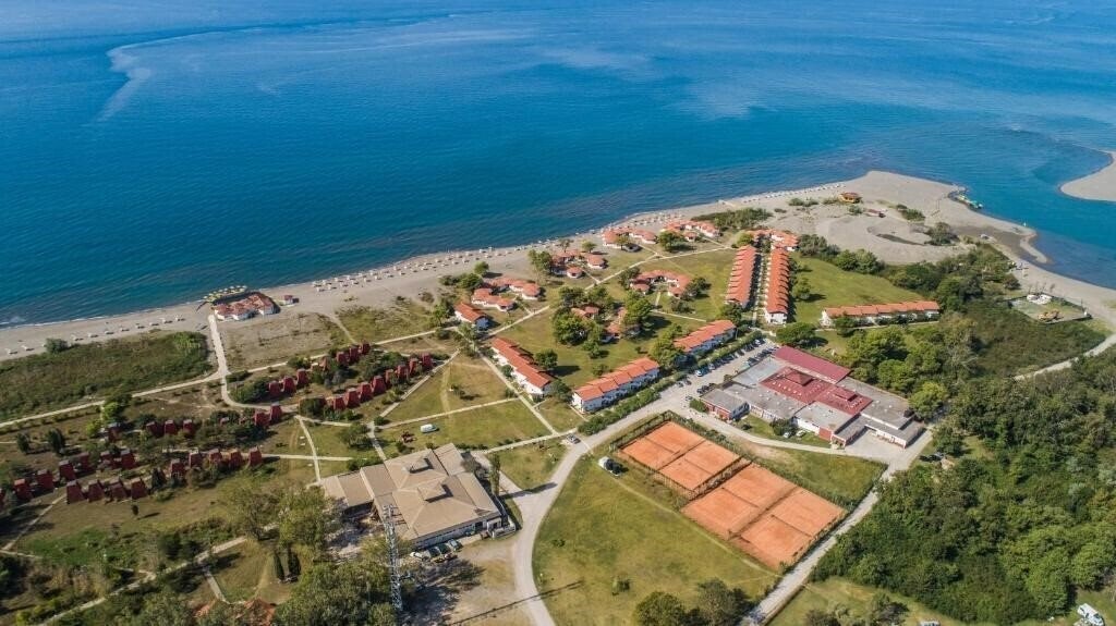 Отель Tourist Village Ada Bojana 1*