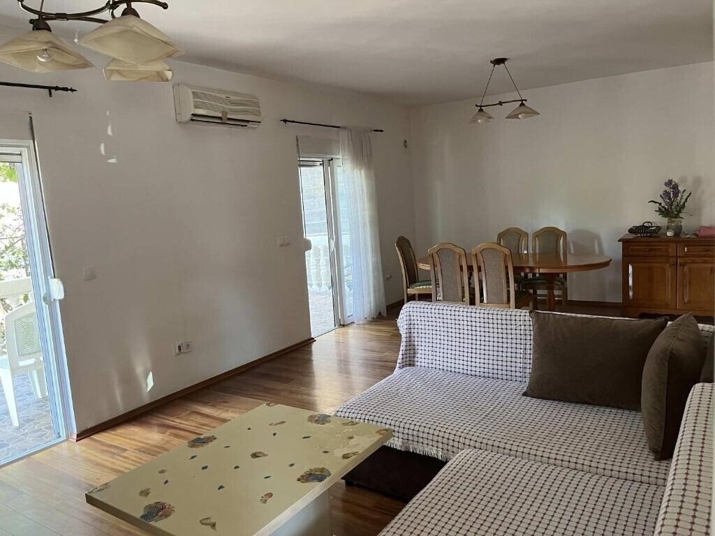 Отель Bjelisi 3*