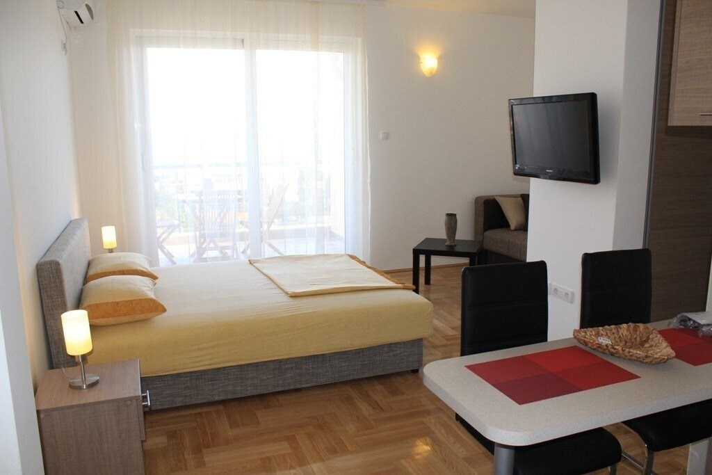 Becici Lux villa 4* суреті