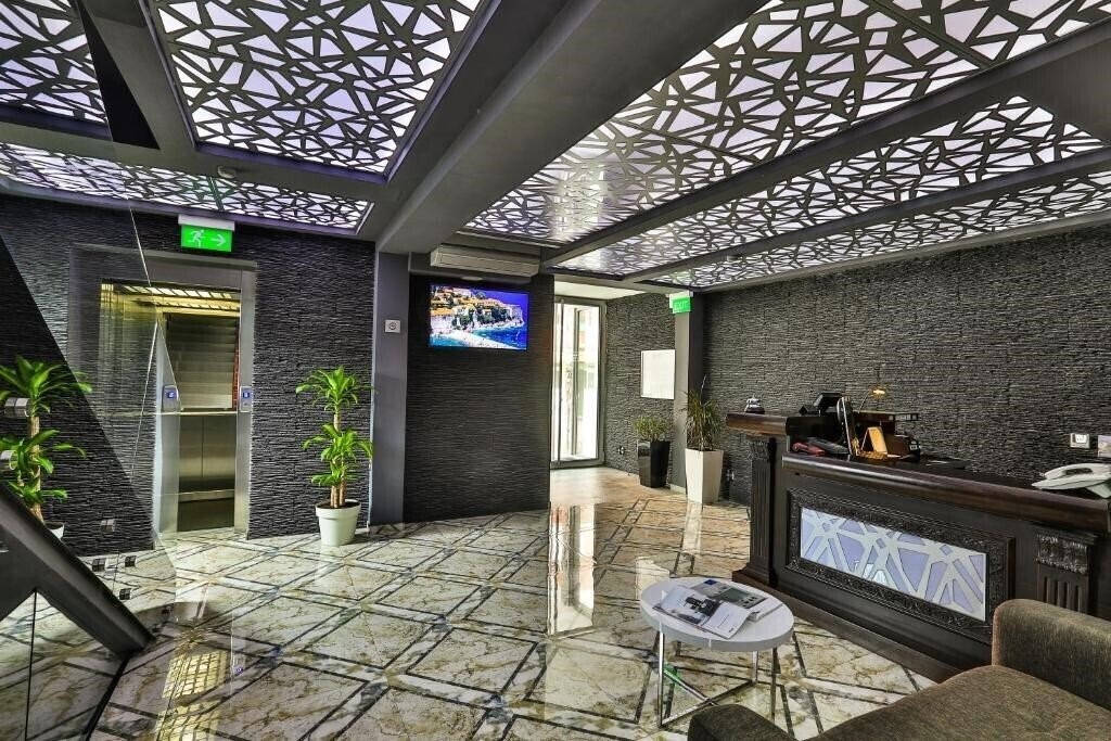 Hotel Premier (ex. Nadezhda) 4* қонақ үйі