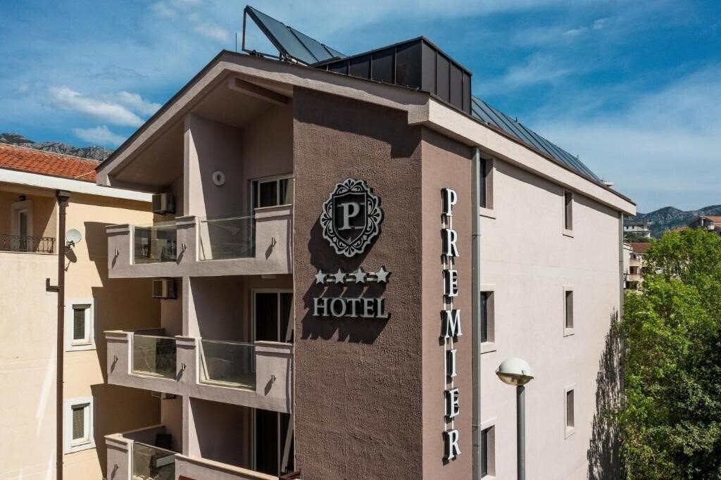 Hotel Premier (ex. Nadezhda) 4* фотосуреті