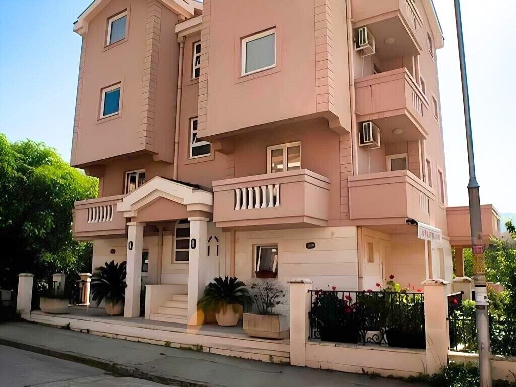 Отель Golijanin Apartment 3*