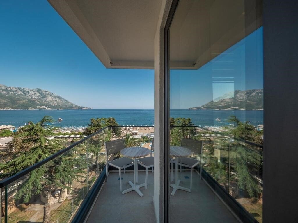 Картинка Hotel Montenegro 4*