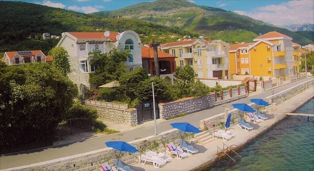Отель Vila La Vita Del Mare 4*