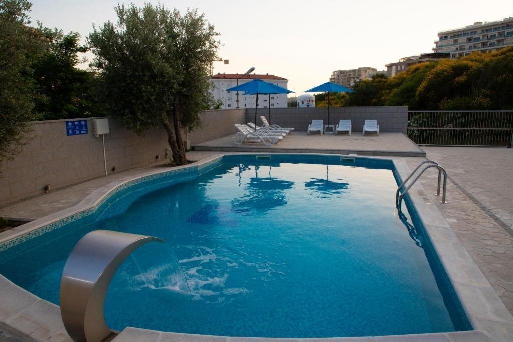 Andjelina Villa 4* суреті