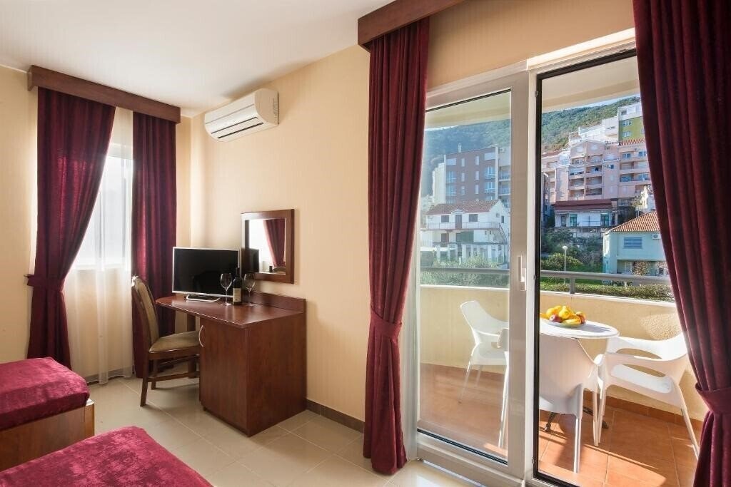 Apartments Salus 3* суреті