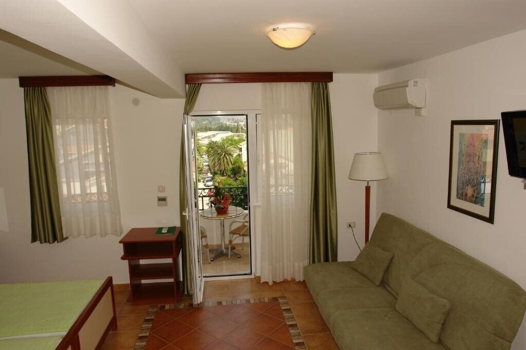 Фото Villa Ivona 3*