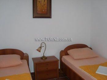 Отель Villa Tanya 3*