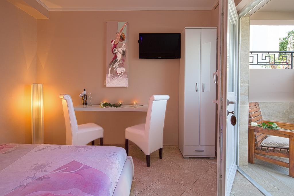 Villa Simona 3* қонақ үйі