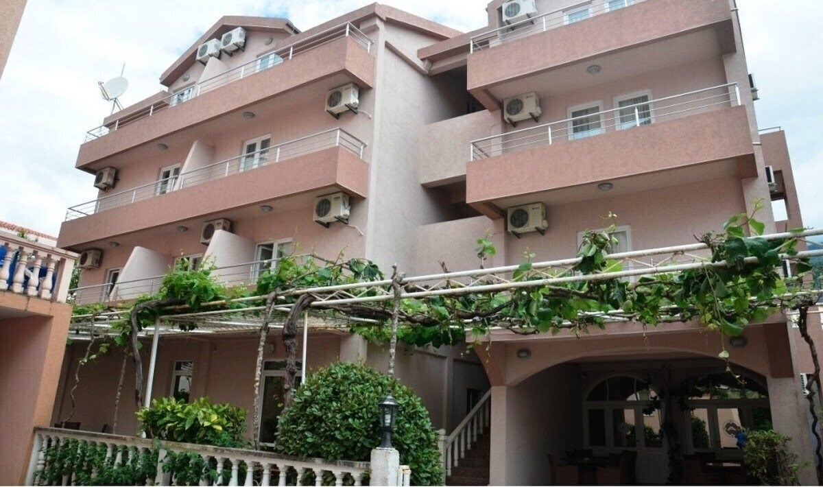 Отель Villa Annabell 3*