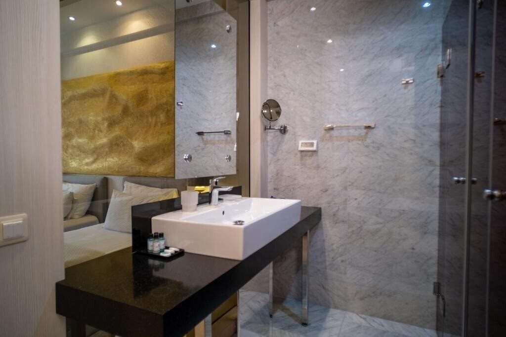 Atina Hotel 4* фотосуреті