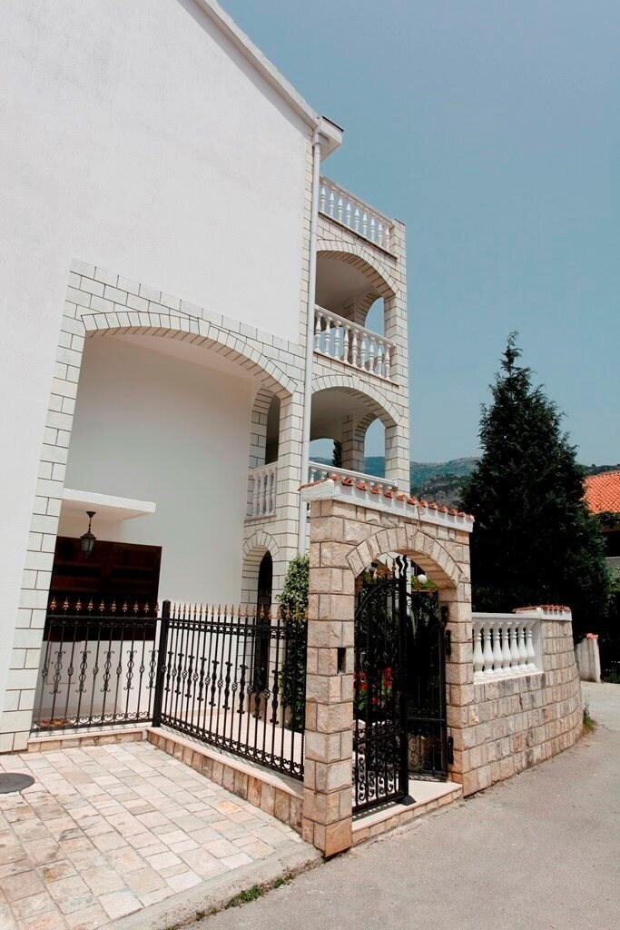 Apartments Perovic 3* фотосуреті