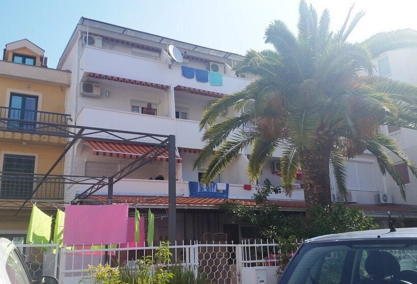 Ilic Villa 3* қонақ үйі