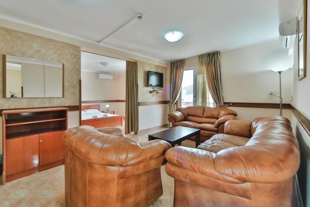 Garni Hotel Koral 3* суреті
