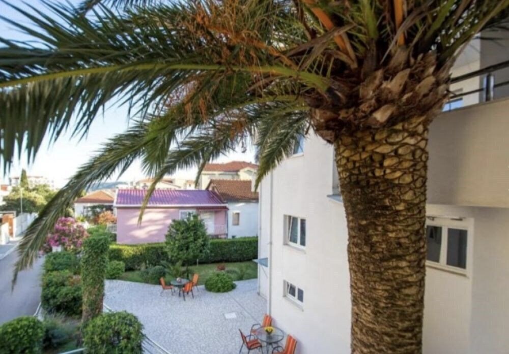 Apartments Lazovic 3* фотосуреті