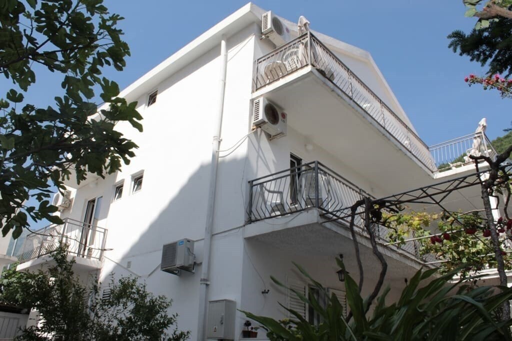 Отель Vjera Knezevic Villa 2*