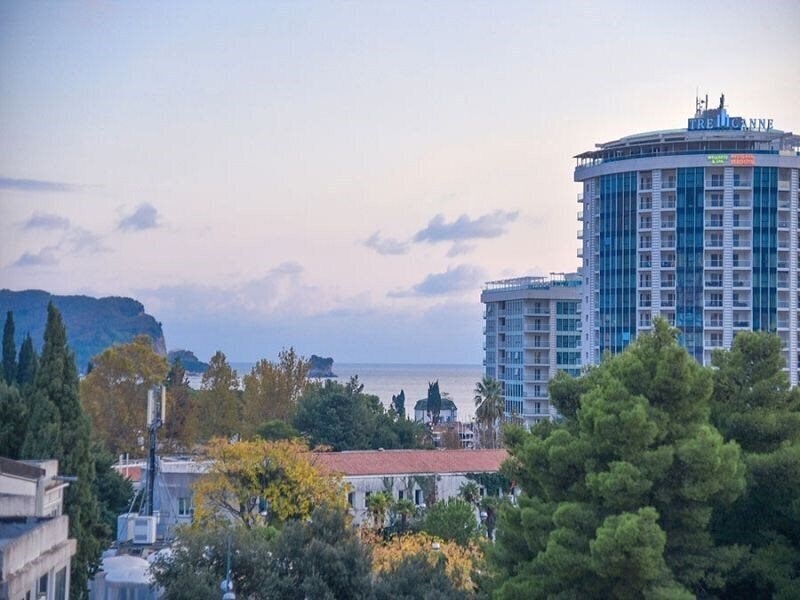 Tommy 3* фотосуреті