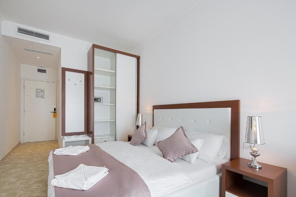 Pozzo 4* фотосуреті