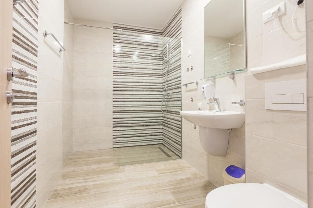 Фото Adriatic Lux App 4*