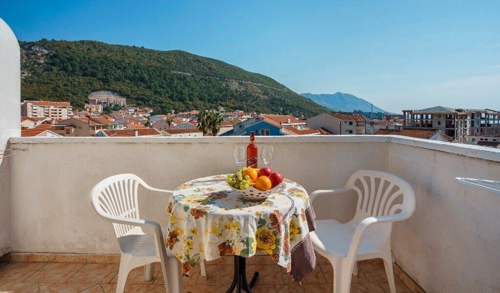 Картинка Monterio Class "B" 2*