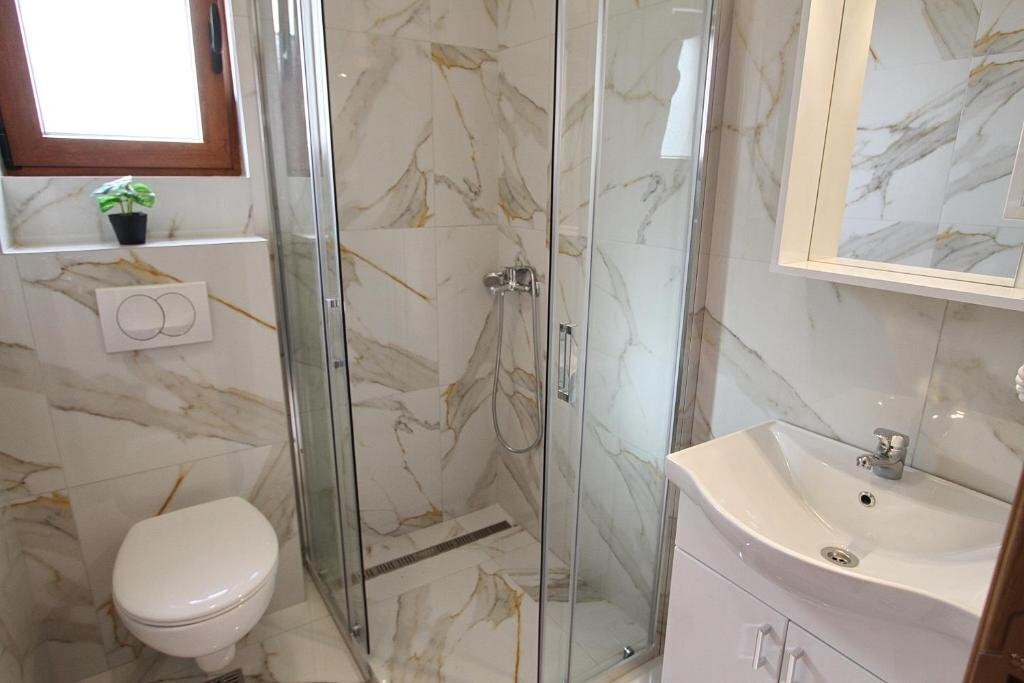 Картинка BARON BUDVA 4*