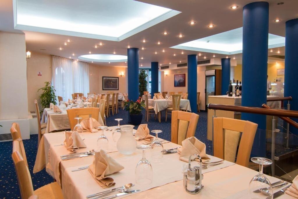 Blue Star 4* суреті