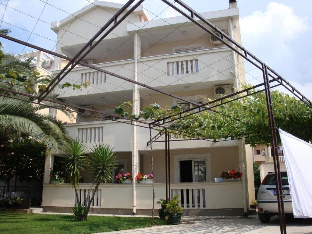 Отель Villa Anna 3*