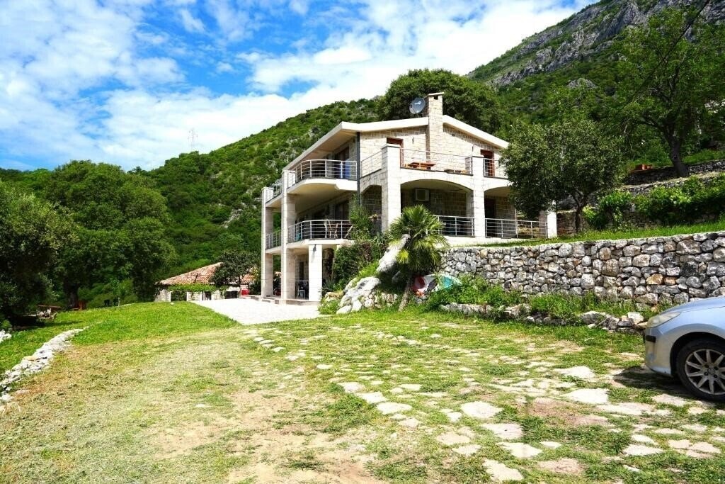 Villa Eco House Buljarica 4* қонақ үйі