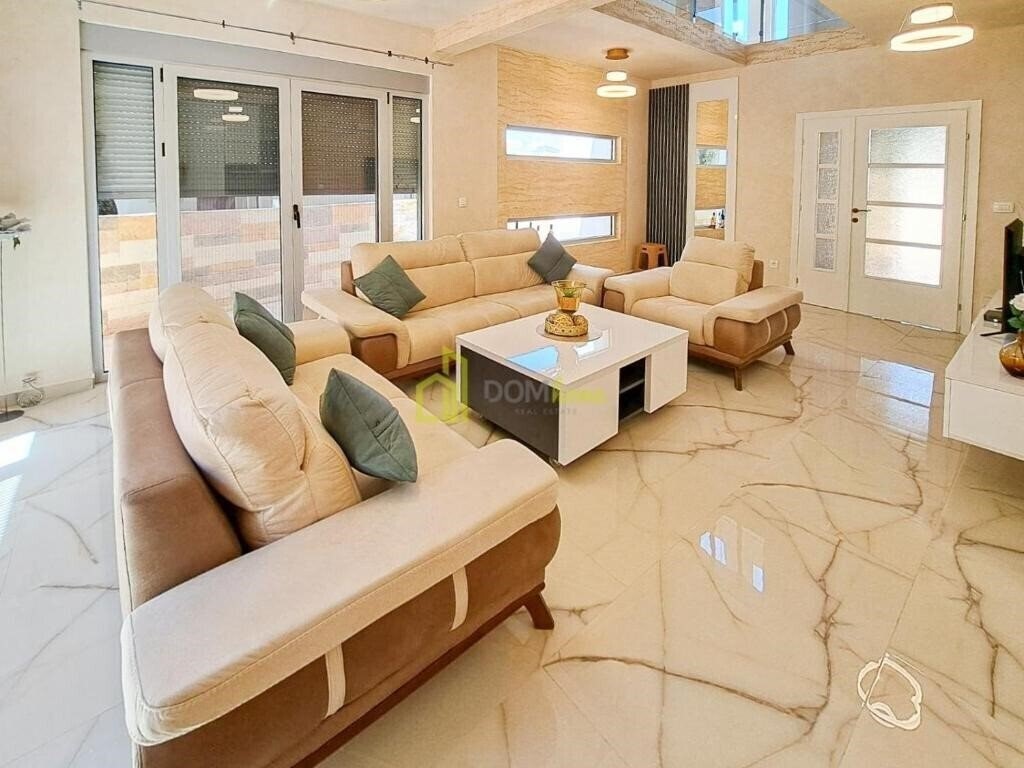 Фото Villa David 3*