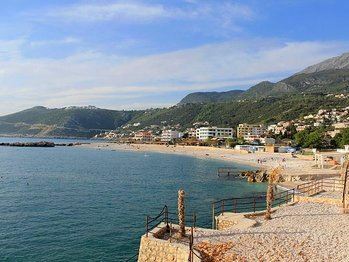 Villa De Lux 2* суреті