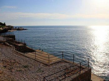 Villa De Lux 2* суреті