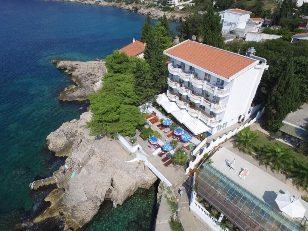 Изображение Apartments & Rooms Elite 3*