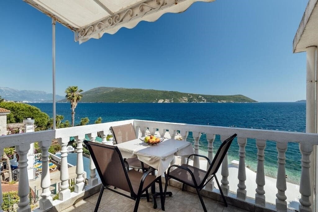 Villa Galija 3* қонақ үйі