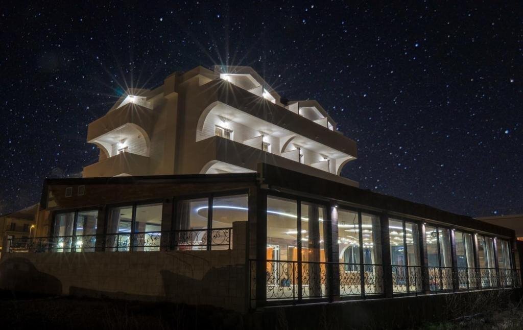 Фотография Maksim 4*