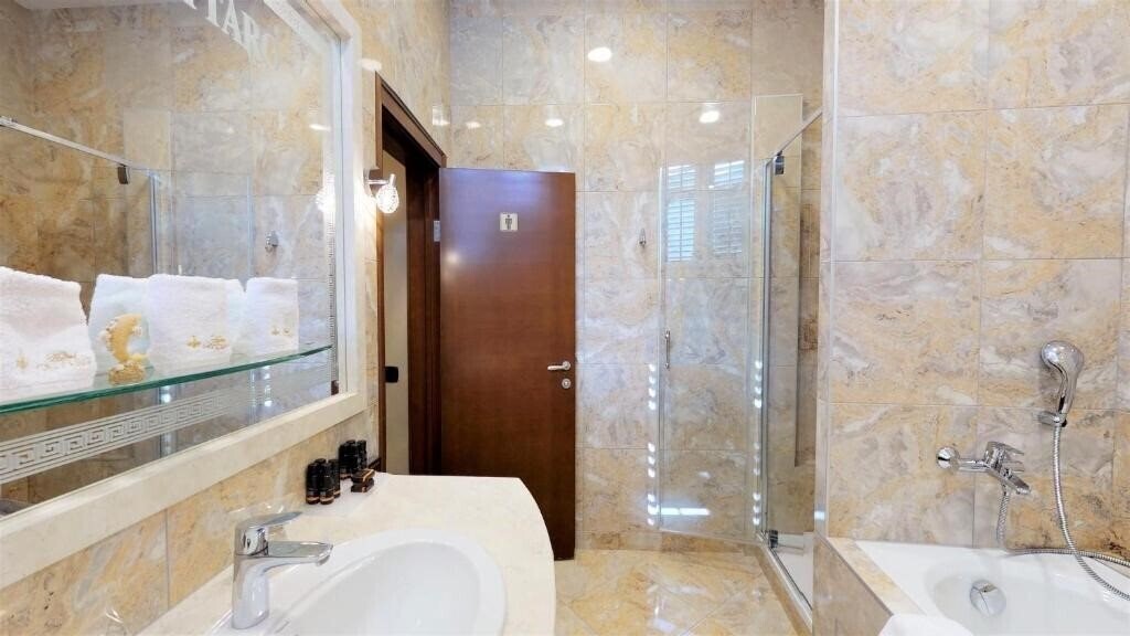 Фотография Cattaro 4*