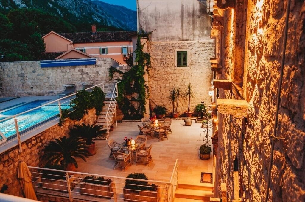 Plazzo Radomiri 4* фотосуреті