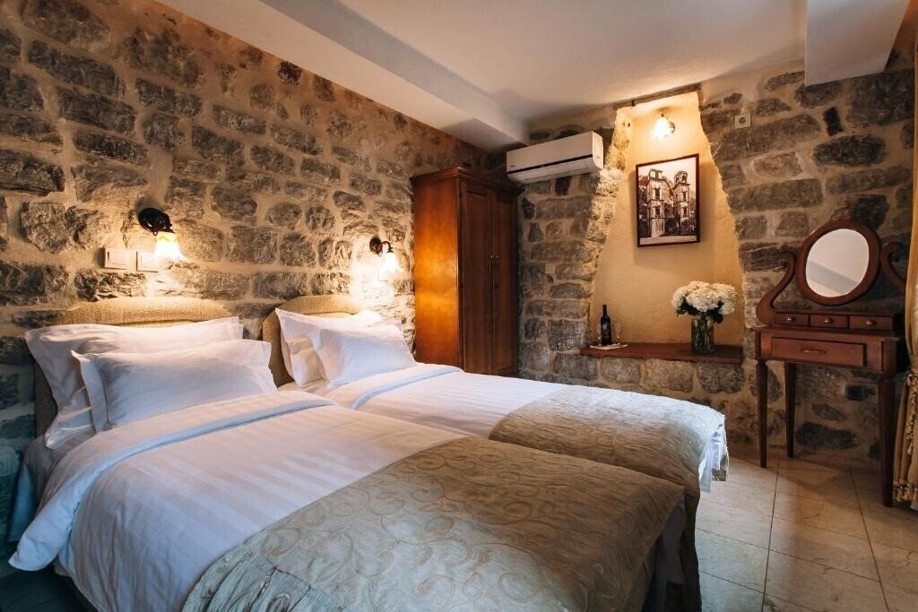Отель Hotel Galathea 4*