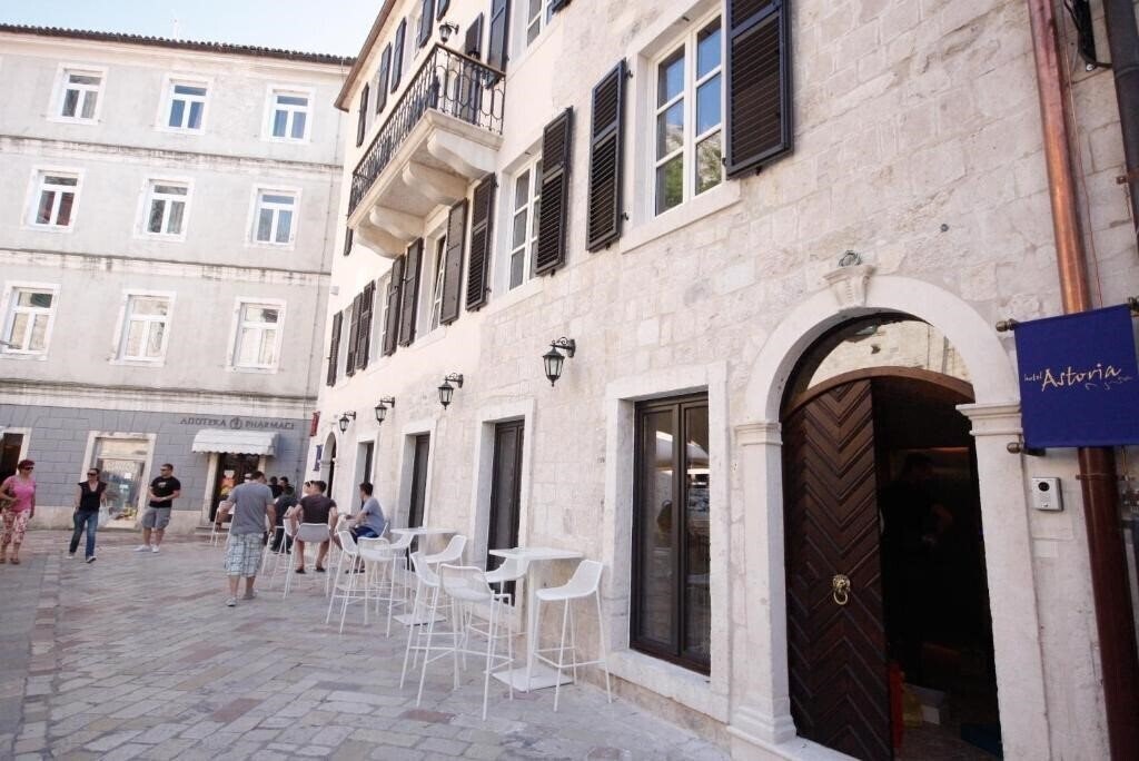 Astoria Kotor 4* суреті