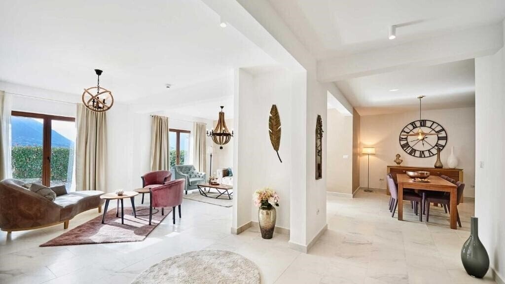 Huma Hotel Kotor Bay (ex. Allure Palazzi Kotor Bay) 5* фотосуреті