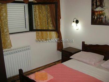 Отель Apartments Ana 3*