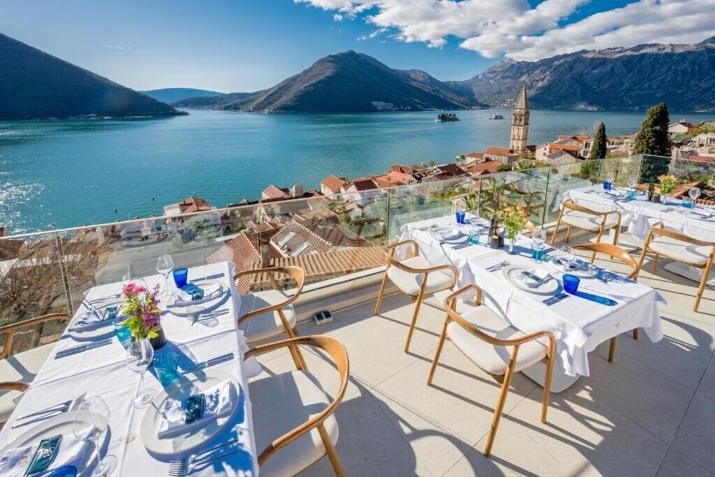 Изображение Hotel Santa Boka Perast 5*