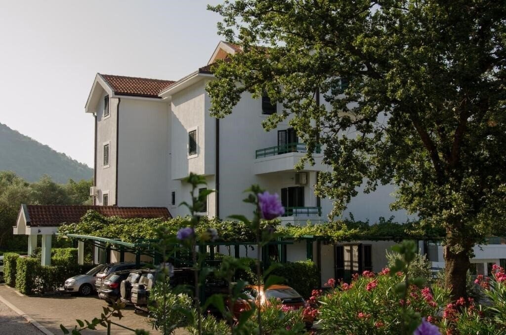 Renome 3* қонақ үйі