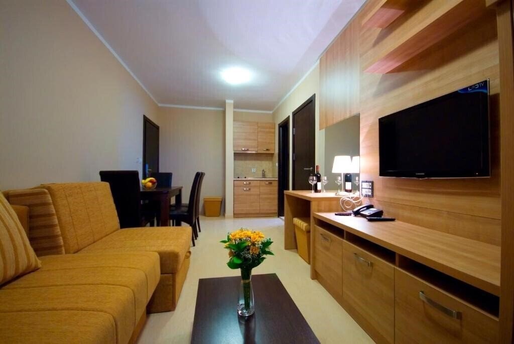 Фотография Villa V Lux 4*