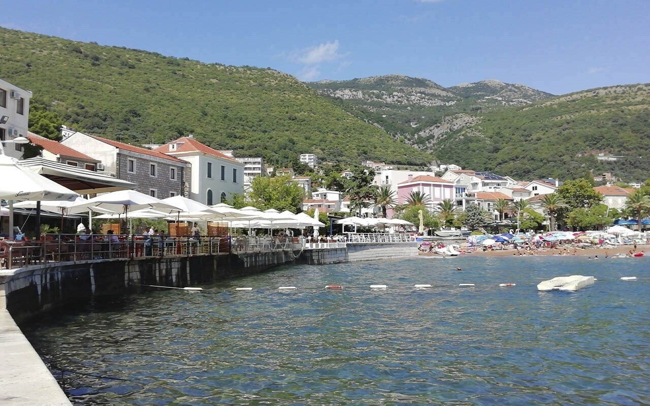 Apartmani "M" 3* суреті