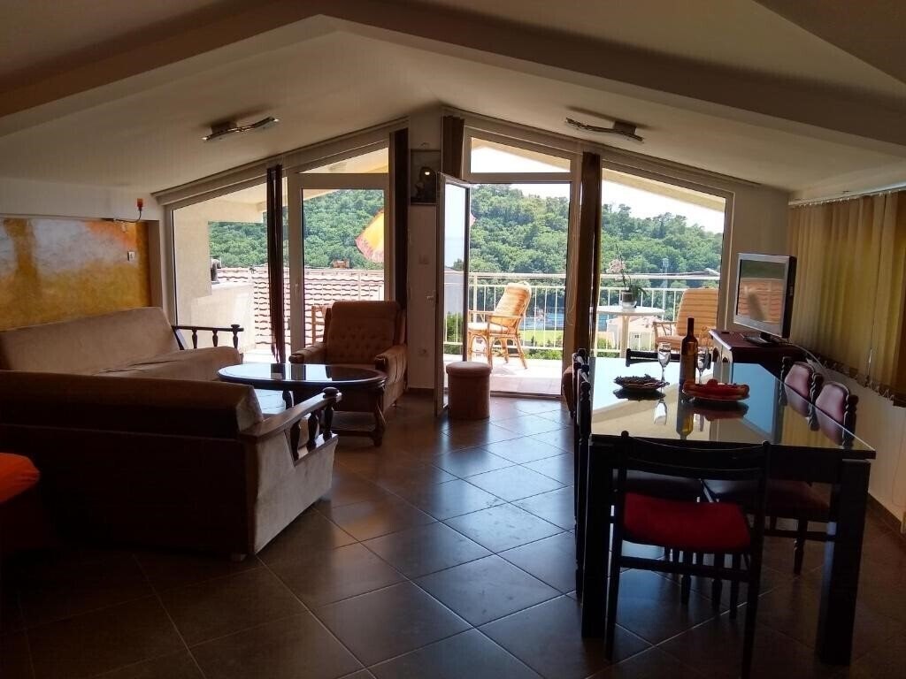 Отель Neda Bane 3*