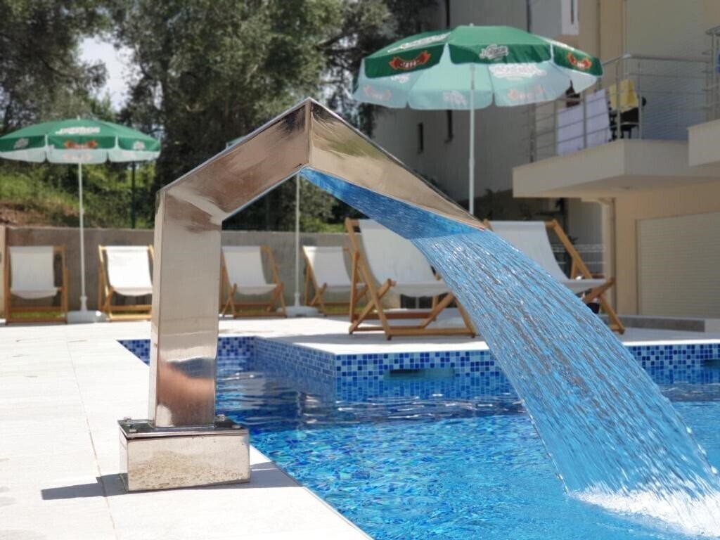 Apartments Grejm Lux 4* қонақ үйі