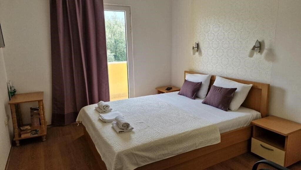 Lena 3* суреті