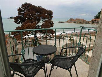 Apartments Petrovac 3* қонақ үйі